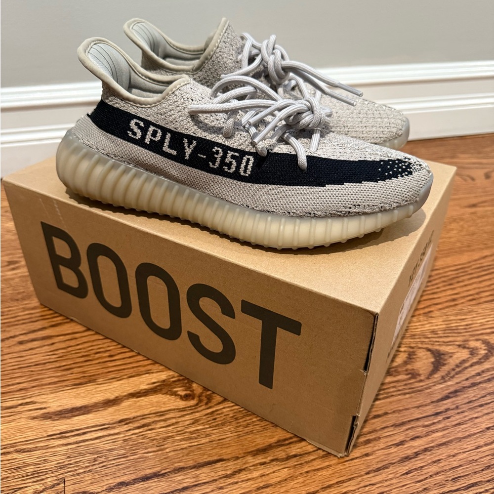 Yeezy Boost 350 V2 Sneakers in Slate